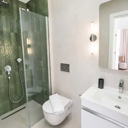 Apartment Aqualina D3-4 By Holidaykeys